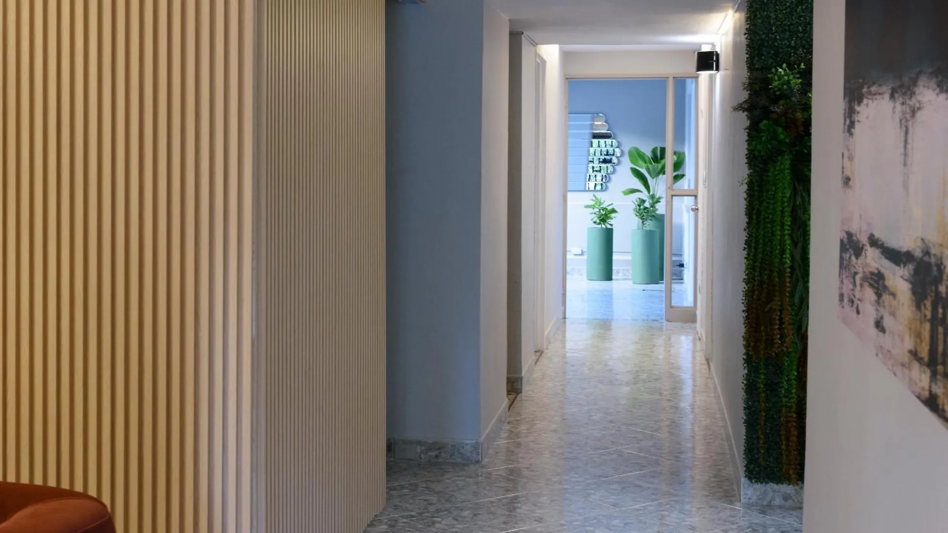 Hotel Hola Medellin 3*,  Colombia