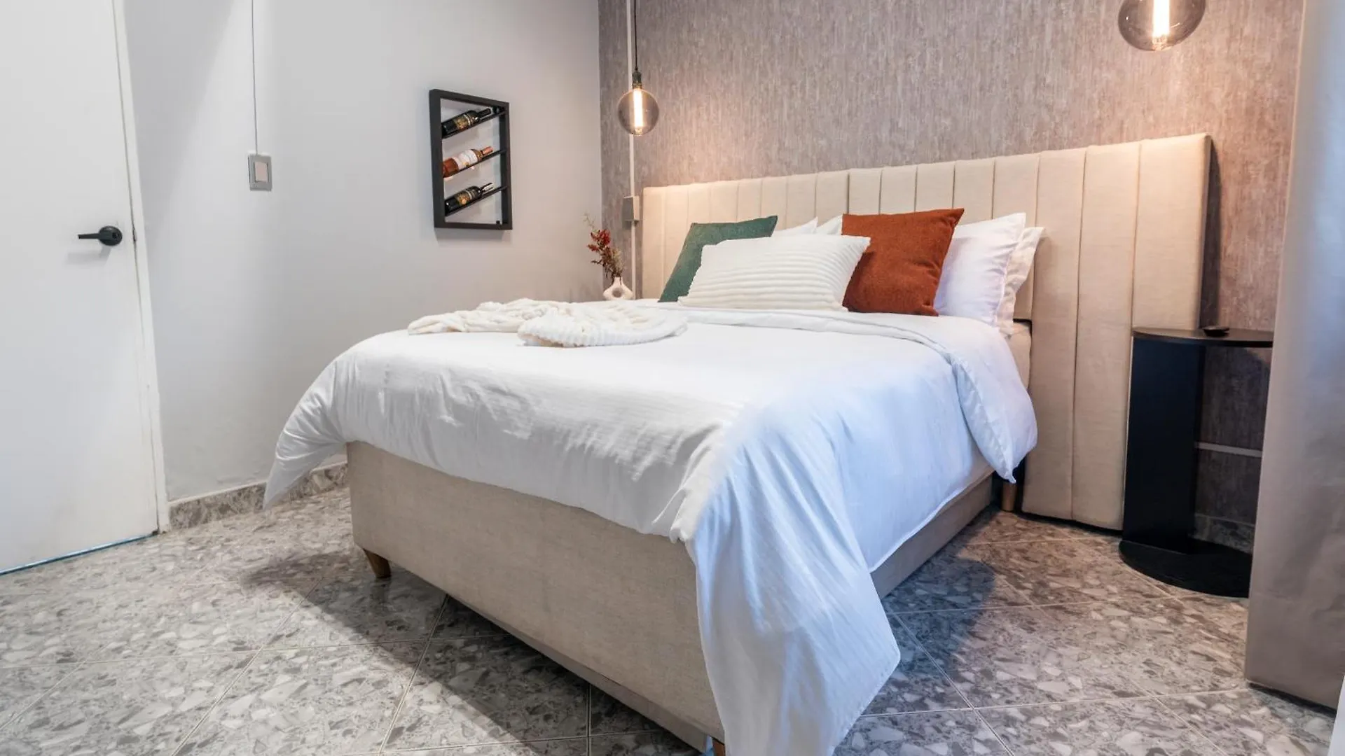 Hotel Hola Medellin