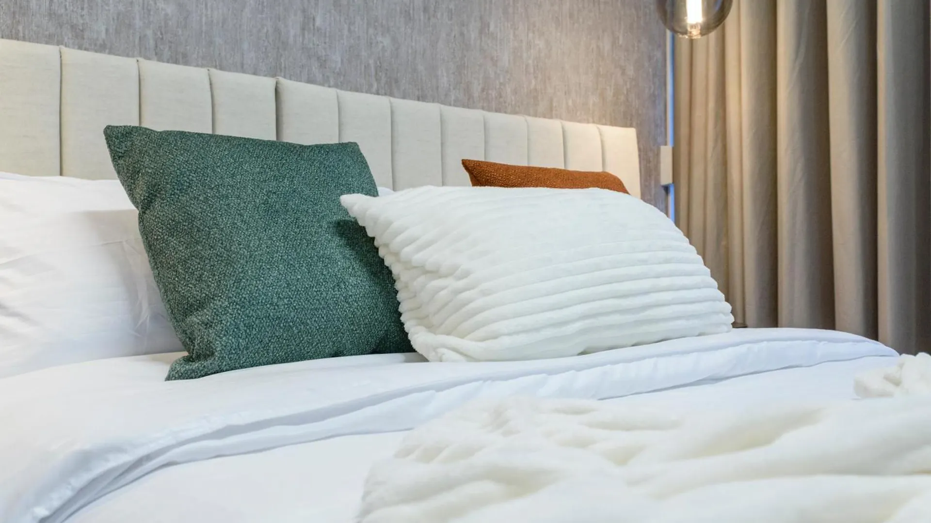 Hotel Hola Medellin 3*,  Colombia