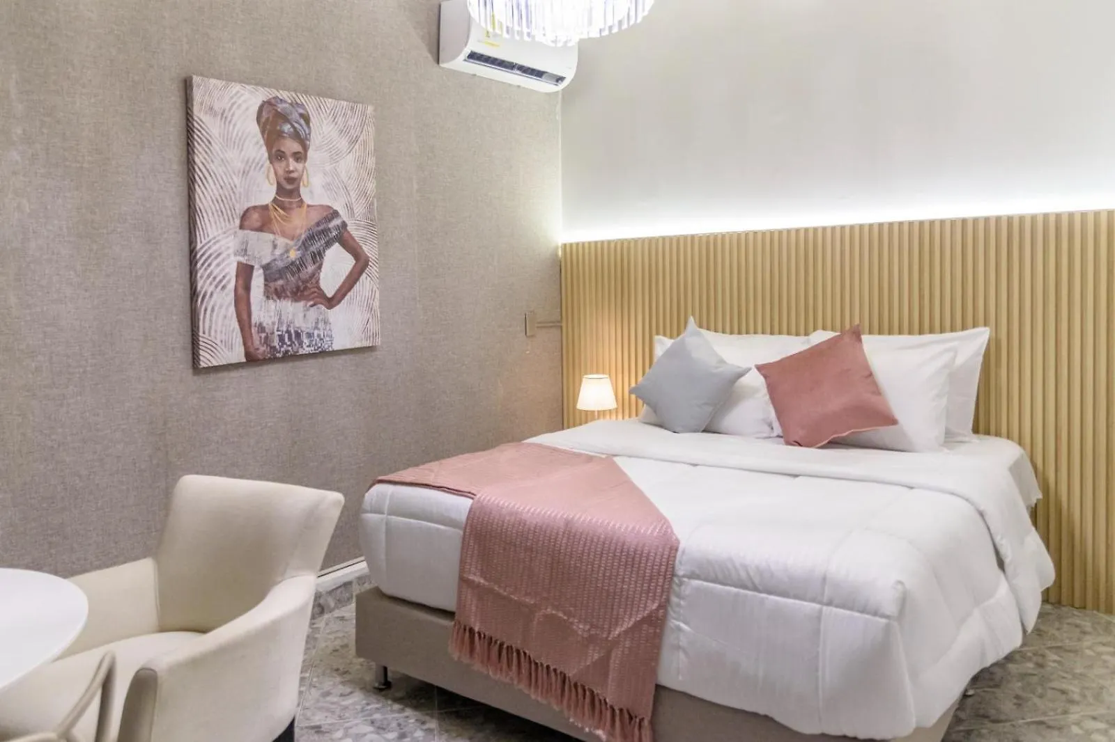 Hotel Hola Medellin