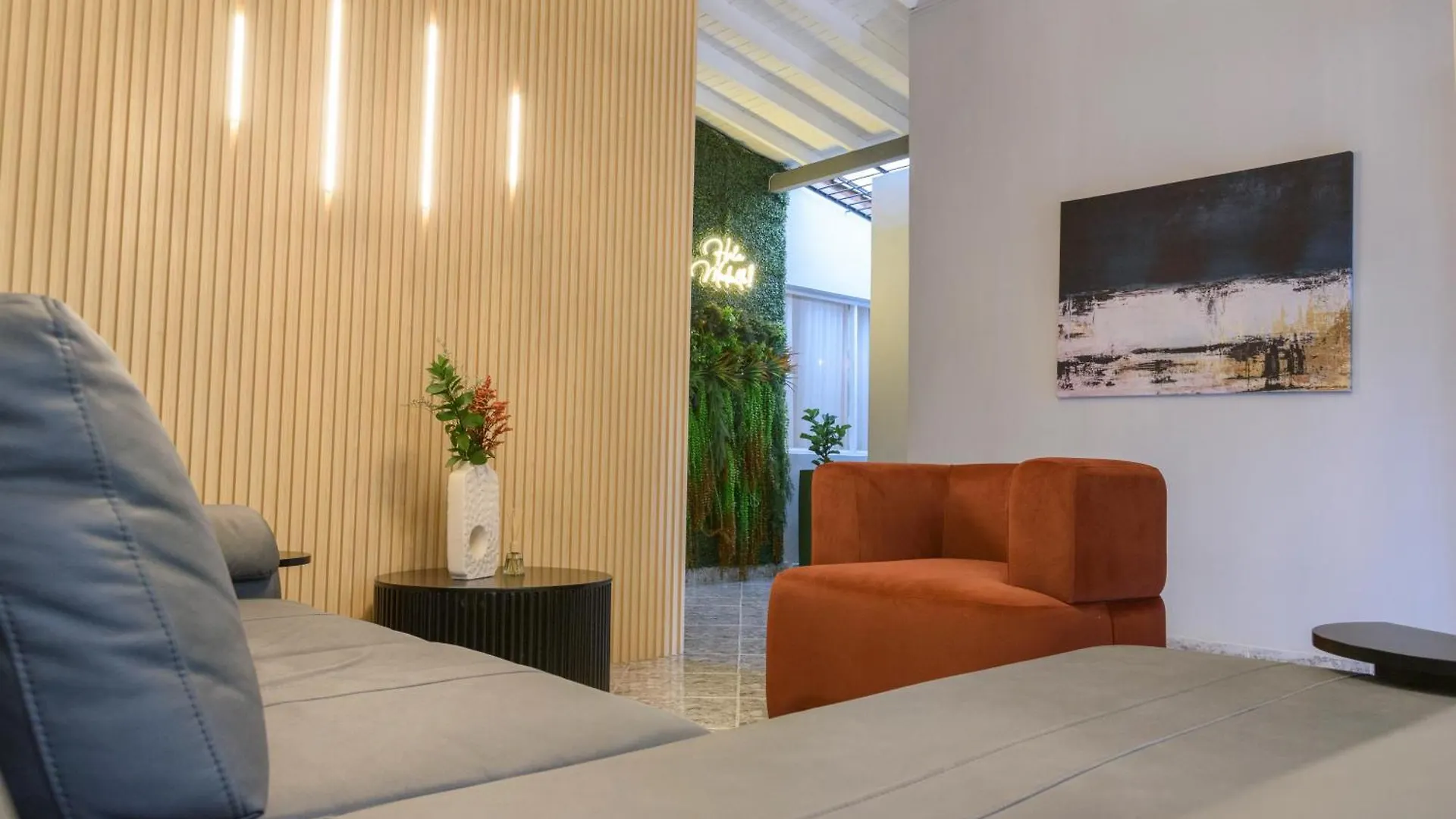 Hotel Hola Medellin Colombia